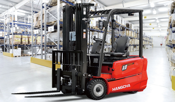 叉車蓄電池正確加水方式，你做對了嗎？